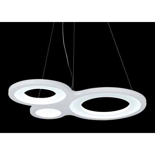 Colgante de diseño de led,  luz cálida difusa  3 círculos unidos por estructura metàlica de aluminio, difusor de acrílico opal